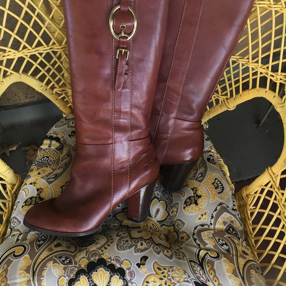 Cognac brown riding boots